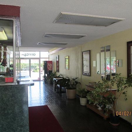 Regency Inn Fayetteville/Fort Bragg Εξωτερικό φωτογραφία